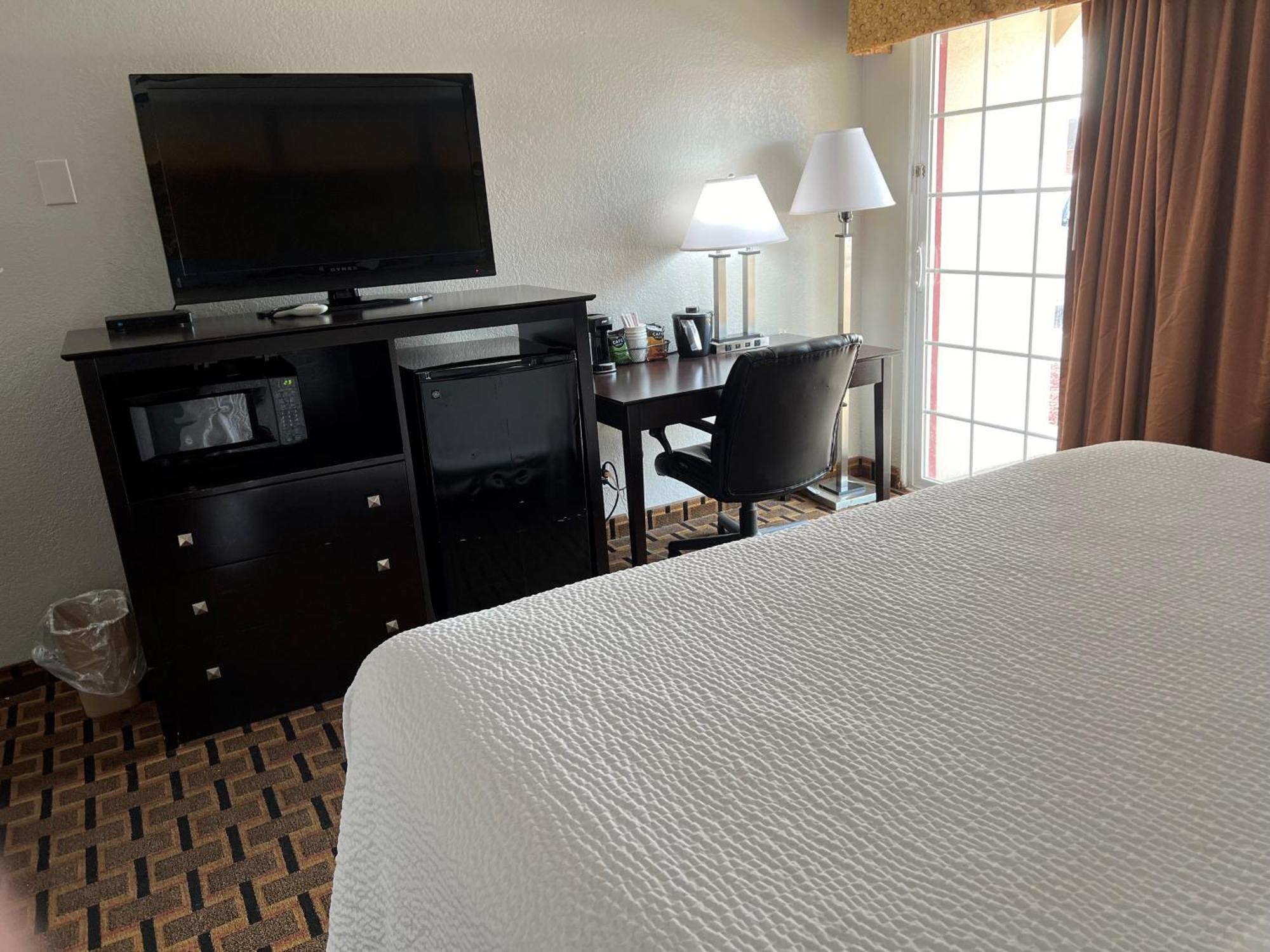 Days Inn By Wyndham Joplin Ngoại thất bức ảnh